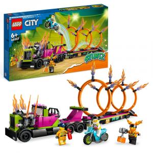 LEGO City. Wyzwanie kaskaderskie - ciężarówka i ogniste obręcze 60357